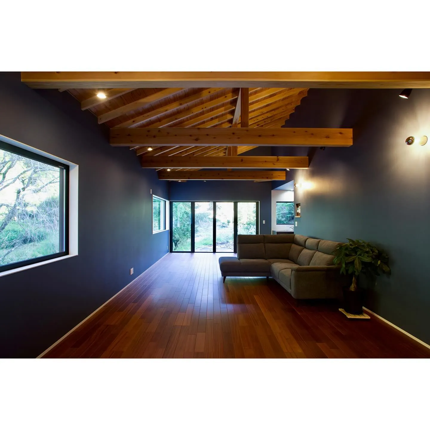 「センターコアの家」